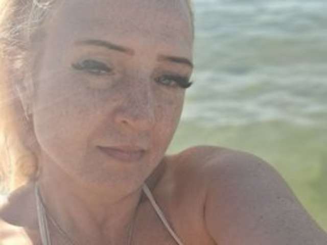 MULTIPLY-ORGAZM amateur webcam photo