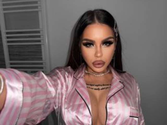 NAOMYBLACKBARBIE amateur webcam photo