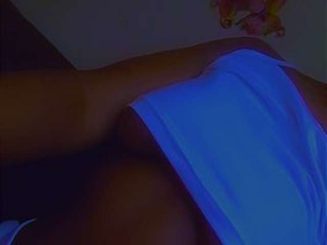 PRETTYLITTLEMUFFIN amateur webcam photo