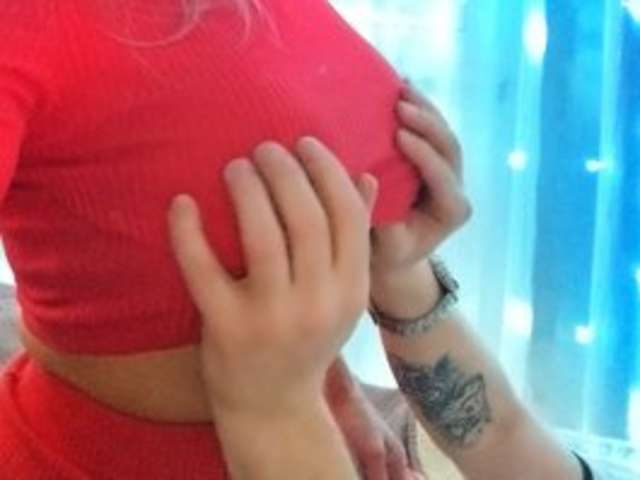 PUSYDIAMOND amateur webcam photo