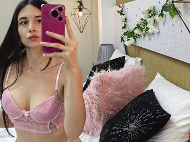 RACHELFOXX amateur webcam photo