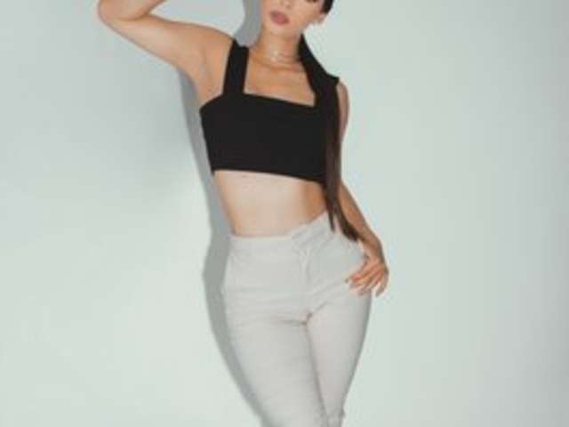 REBECCABAXTER amateur webcam photo