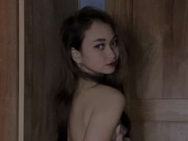 ROZYELLE amateur webcam photo