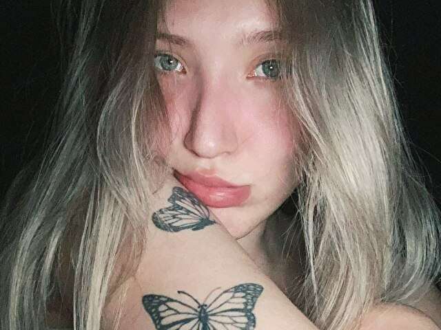 SEXINDANCE amateur webcam photo