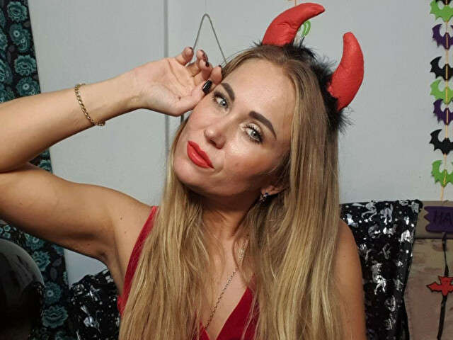 SEXYSECRET69 amateur webcam photo