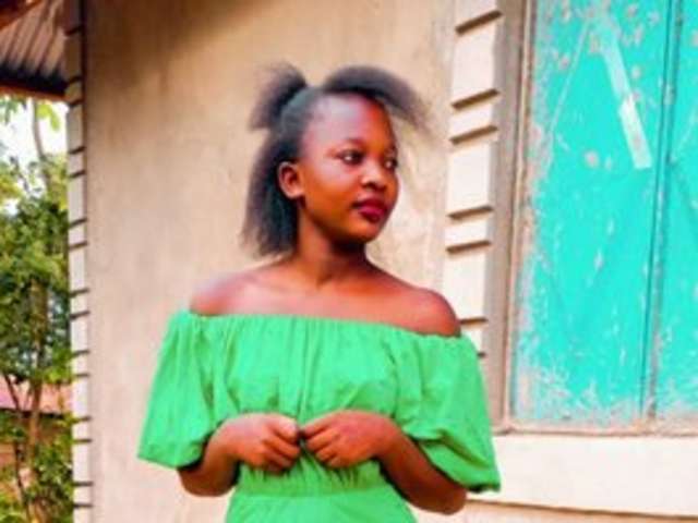 SEXYBELAIR amateur webcam photo