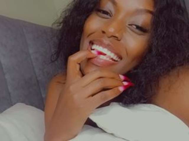 SEXYMAYA22 amateur webcam photo