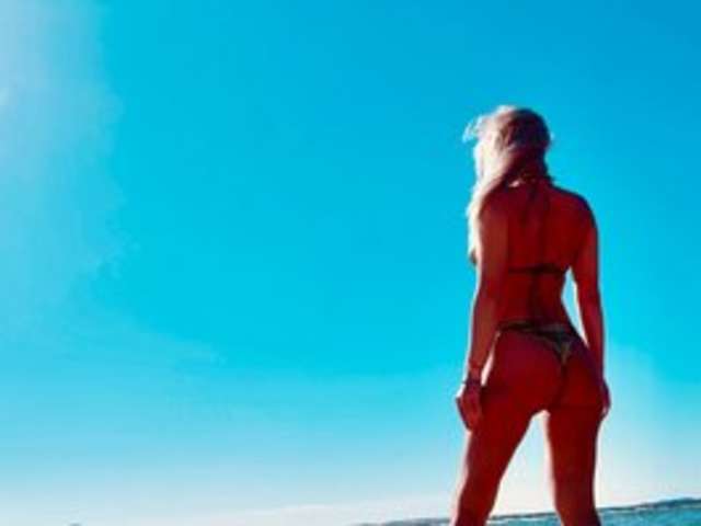 SHADOW_EDICT amateur webcam photo