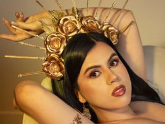 SHANELLMOORE amateur webcam photo