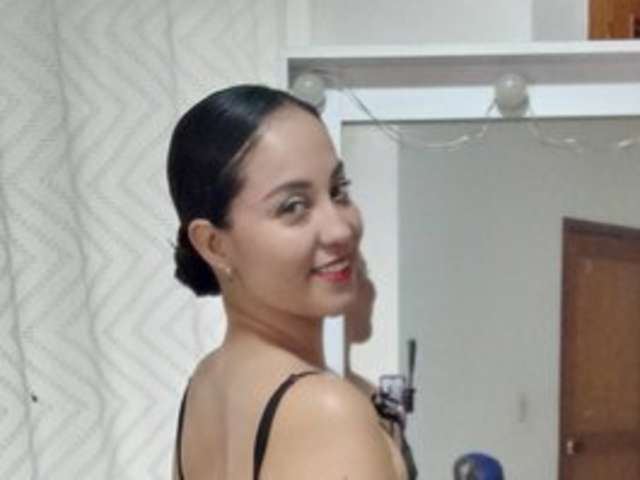 SHIRLYROJAS amateur webcam photo