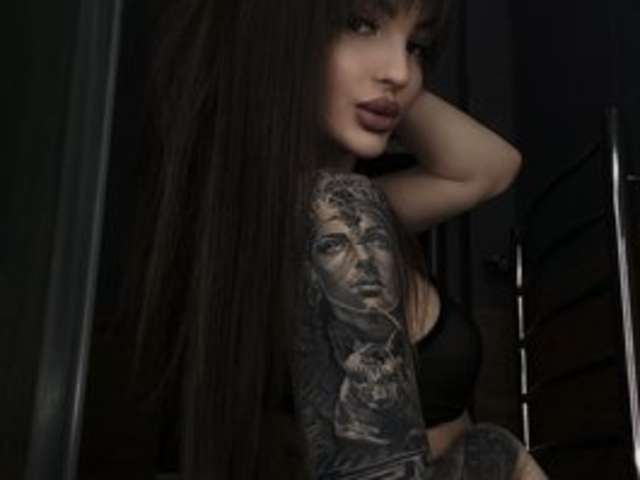 SHURSHANYA amateur webcam photo