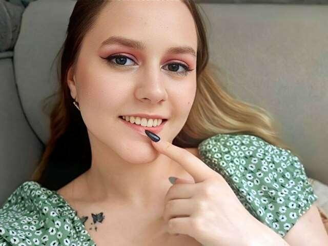 SHYMISTERY amateur webcam photo