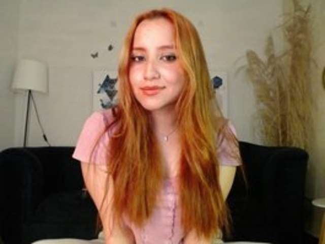 SLAVECUCA amateur webcam photo