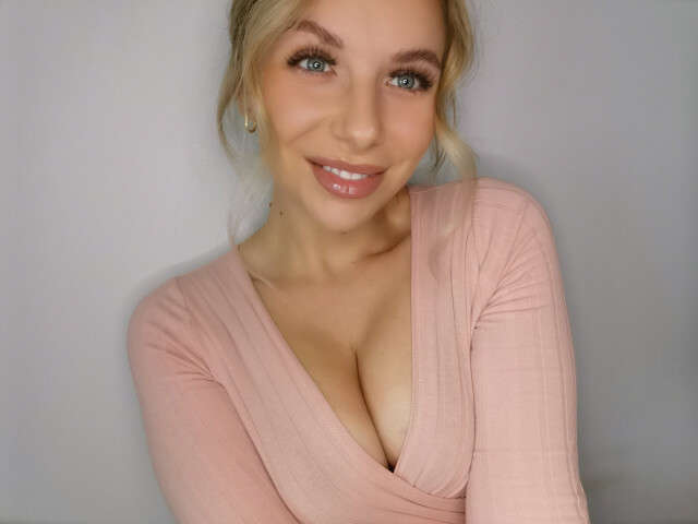 SLAVIAH amateur webcam photo
