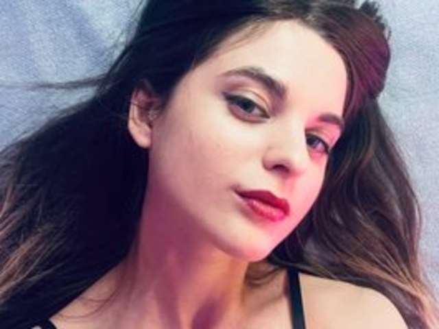 SONIA-BLACK amateur webcam photo