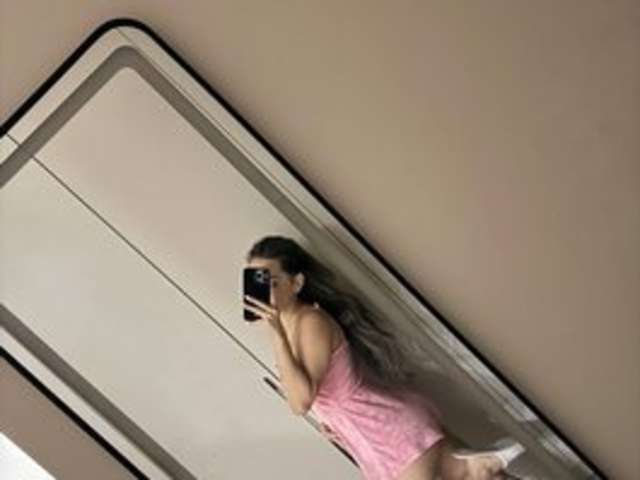 SOOMIN amateur webcam photo