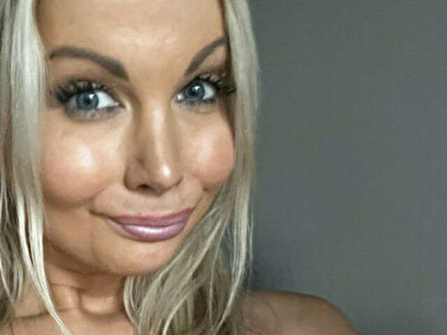 SWEDEBARBIE amateur webcam photo