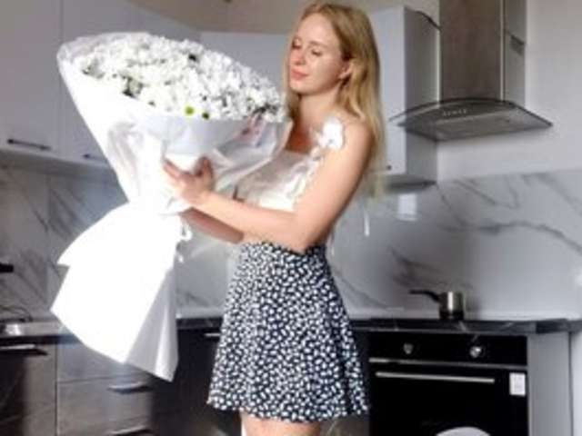 SWEETYUANGEL amateur webcam photo