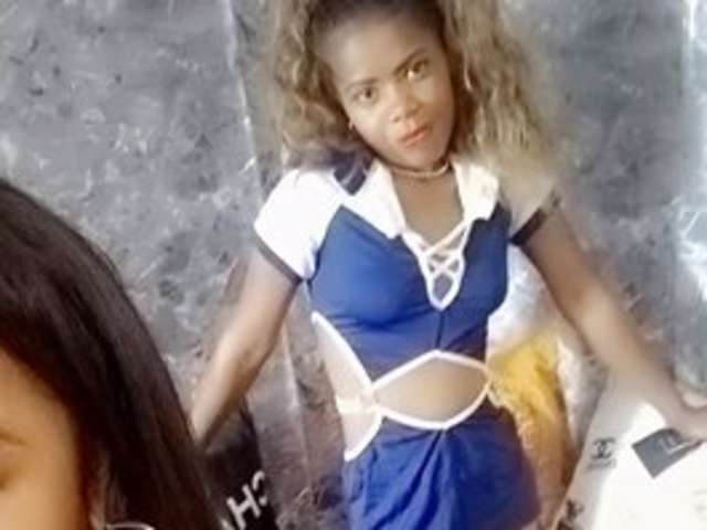 TWINSEXGIRL amateur webcam photo