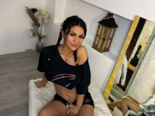 VICKYIVY amateur webcam photo