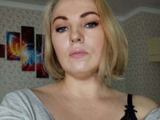 VIK-LOVE amateur webcam photo