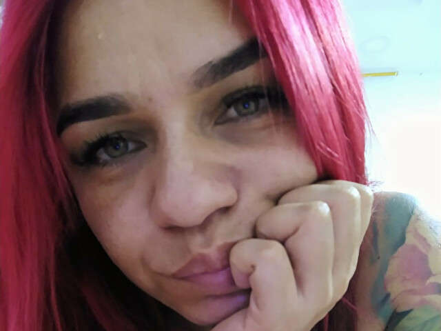 VIOLETASLAVE amateur webcam photo
