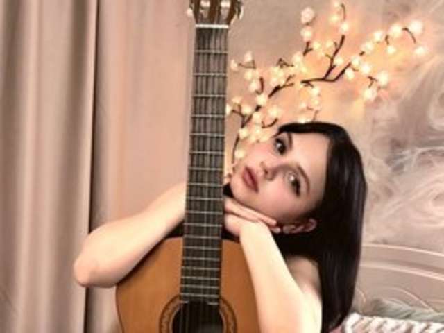 XDARKMOONX amateur webcam photo