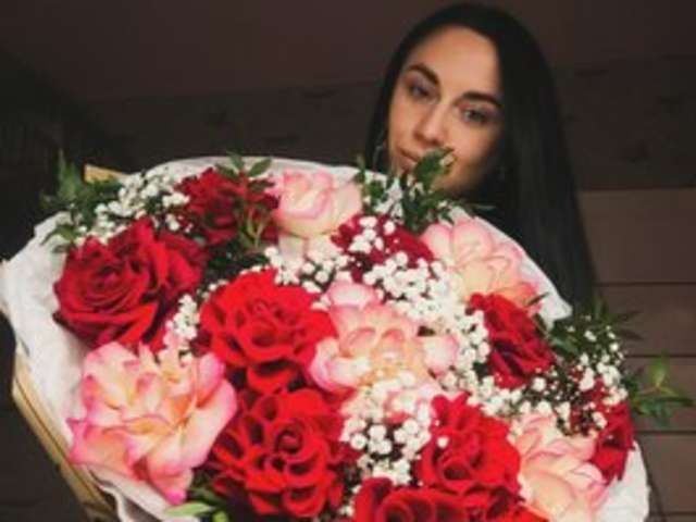 YURIEVNA13 amateur webcam photo