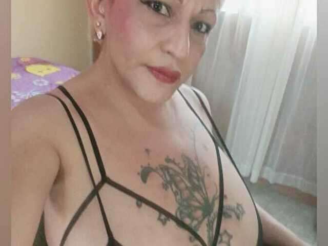 ZAHIRALORENA amateur webcam photo