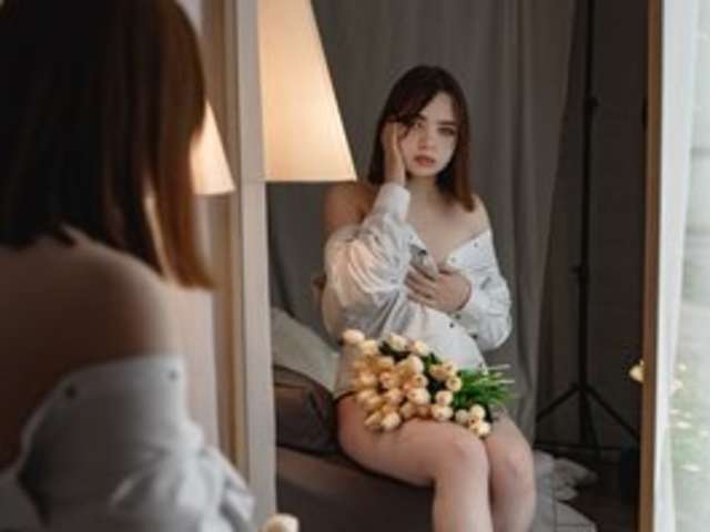 ALIIICESTONE amateur webcam photo