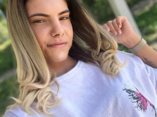 AMELYJOYFULL amateur webcam photo