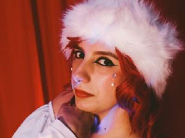 ANGEL-RED amateur webcam photo