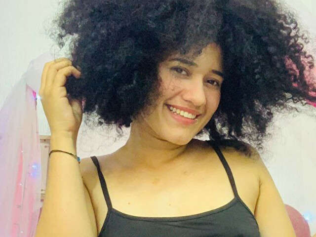 CURLYNATASHA free sexy photo