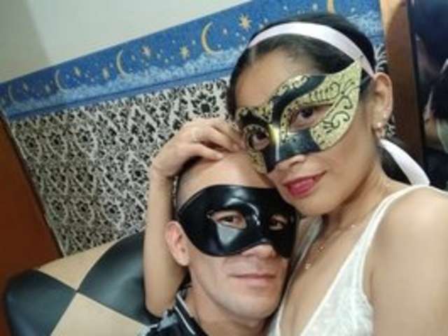 COUPLEHOT27 amateur webcam photo