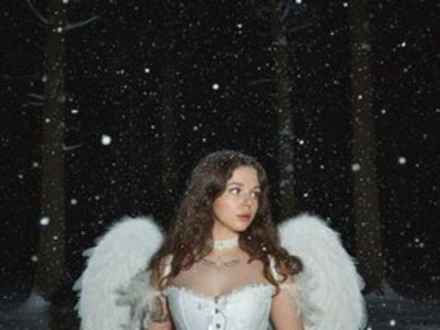 DESIREE-DOLL amateur webcam photo