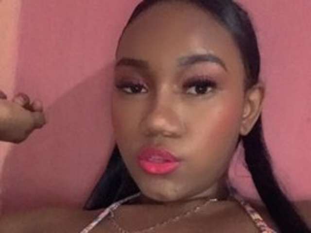 FARIANA amateur webcam photo