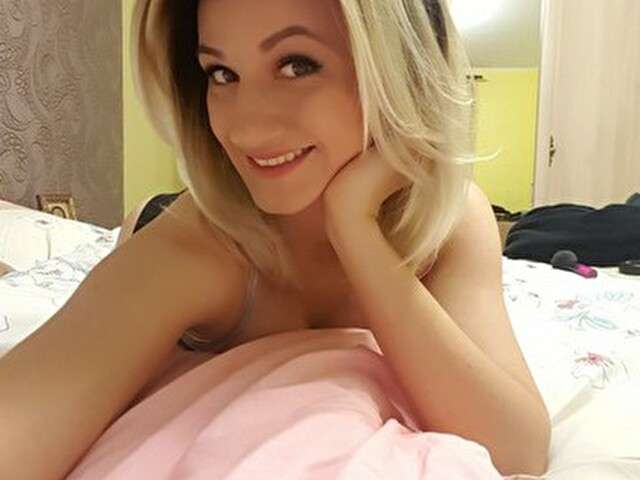 HONEYANGEL amateur webcam photo