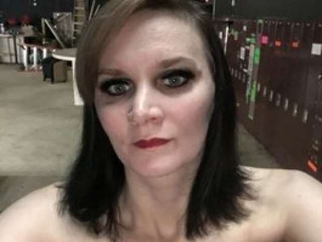 HOTMODEL1984 amateur webcam photo