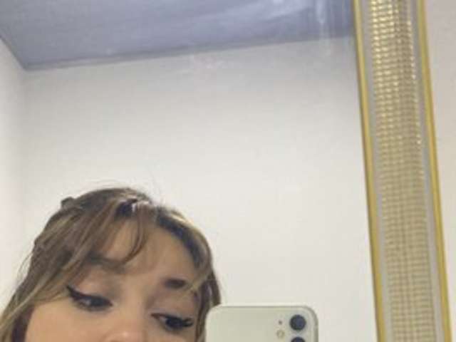 KATHE-XOXO amateur webcam photo