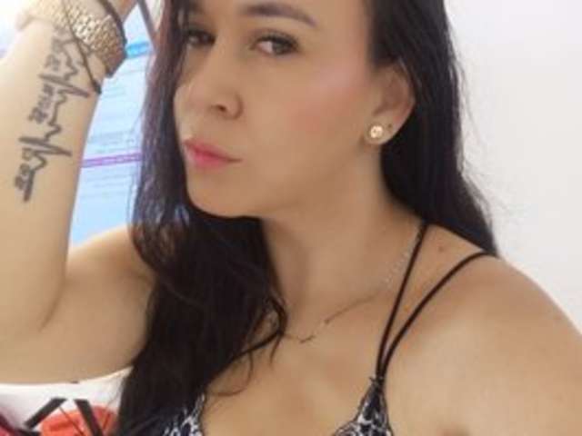 MARIAMLENOX amateur webcam photo