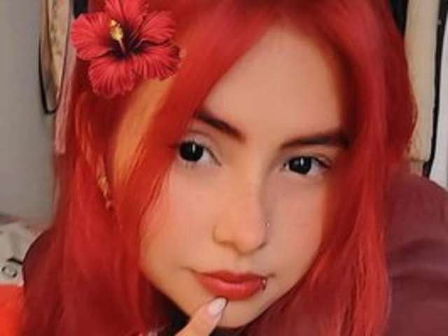 MEDUSA-CHARITY amateur webcam photo