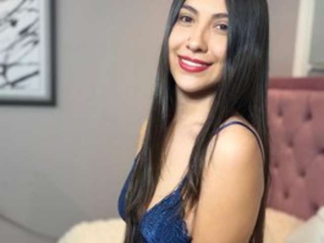 MIEL-LATINA amateur webcam photo