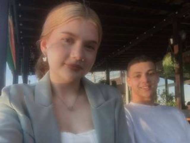 MIRELCOUPLE amateur webcam photo