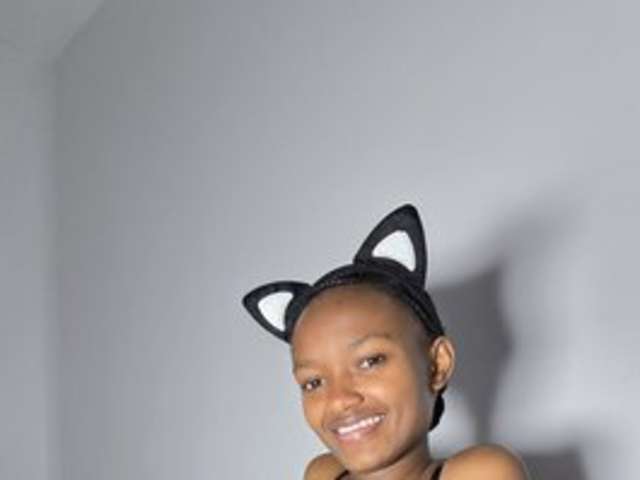 PRETTYQUIN256 amateur webcam photo