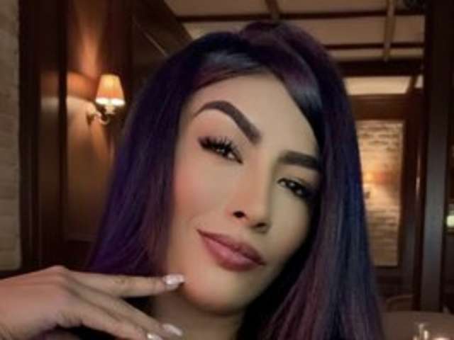 SABRINAHT amateur webcam photo