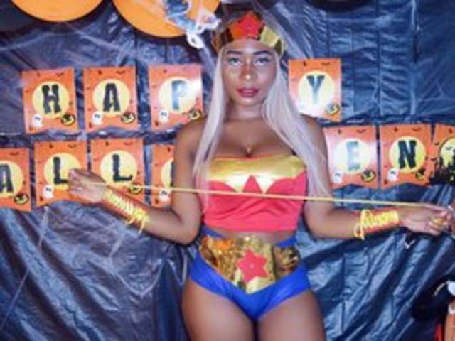 SARA-GREYX amateur webcam photo