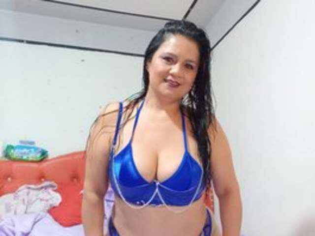 SEXYJHOAN81 amateur webcam photo