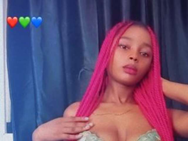 SEXYKIMXX amateur webcam photo