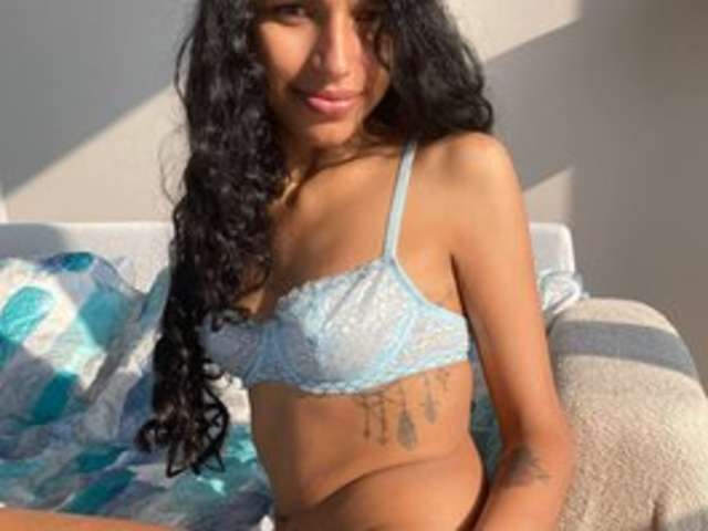 SWEETANGEL2582 amateur webcam photo