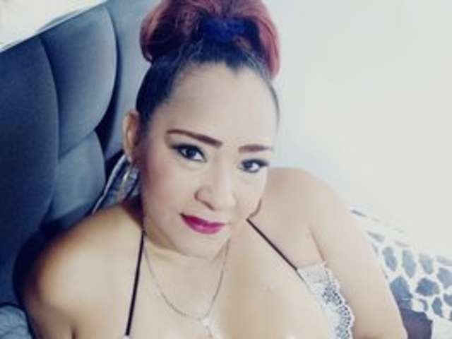 SWEETGODDESSBIG amateur webcam photo